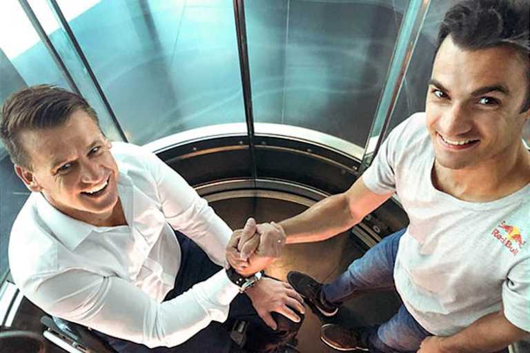 KTM-Motorsport-Direktor Pit Beirer mit Dani Pedrosa