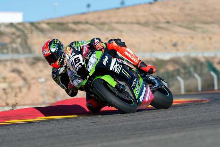 Bei den Testfahrten fuhr Tom Sykes mit der neuen Ninja beeindruckende Rundenzeiten