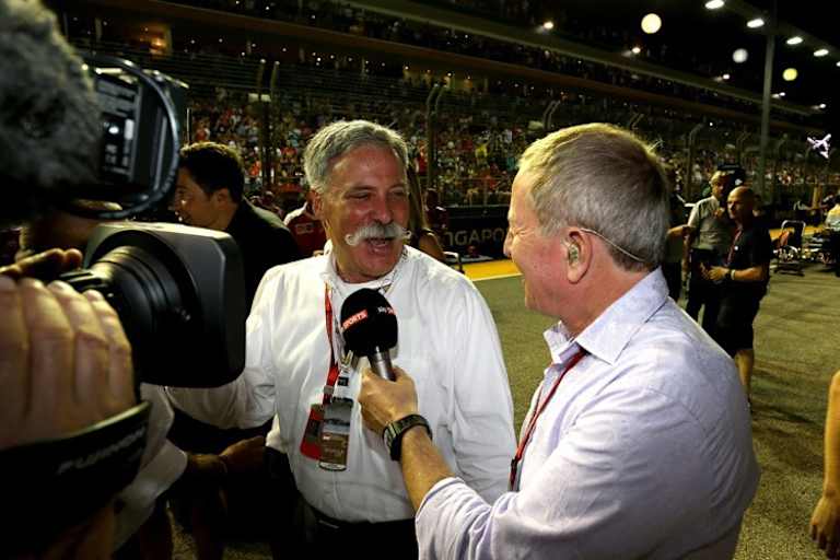 Formel-1-CEO Chase Carey mit Martin Brundle