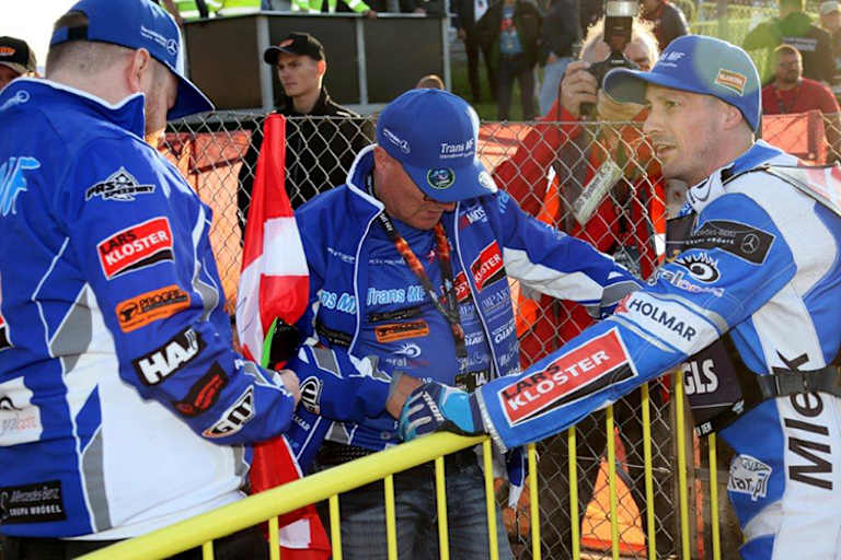 Leon Madsen (re.) hatte einen harten Abend