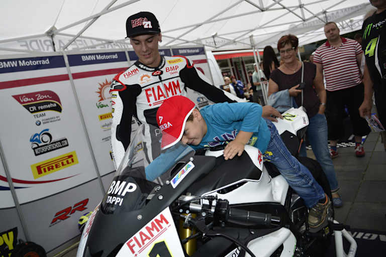 Auch für die kleinen Fans nahm sich Reiti viel Zeit