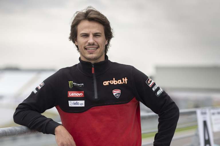 Superbike-WM-Leader Nicolo Bulega