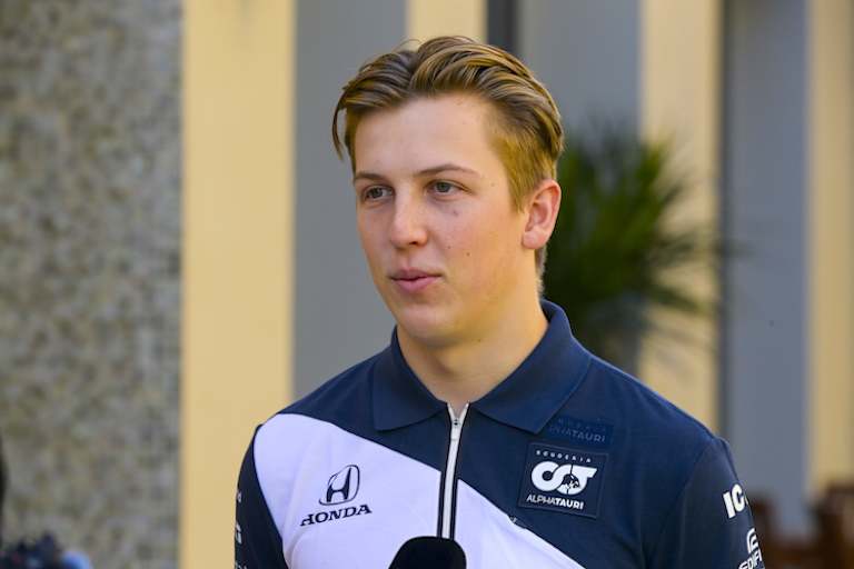 Liam Lawson 2021 bei Testfahrten mit AlphaTauri in Abu Dhabi