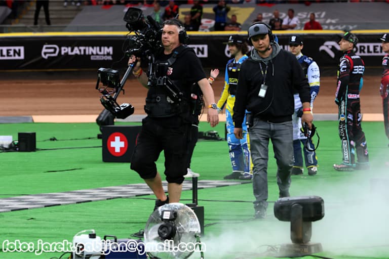 40 Kameras sind bei jedem Grand Prix im Einsatz