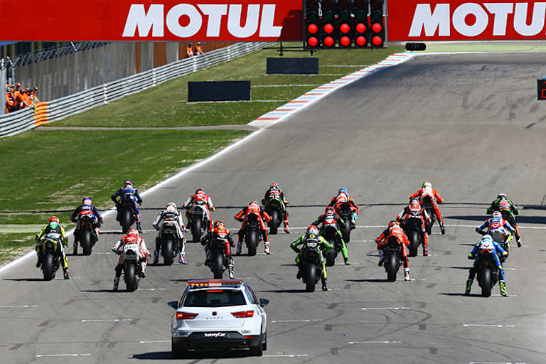 Aufregend: Drei Superbike-Starts an einem Wochenende