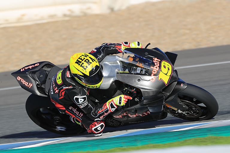 Alvaro Bautista fährt 2019 seine erste Superbike-Saison