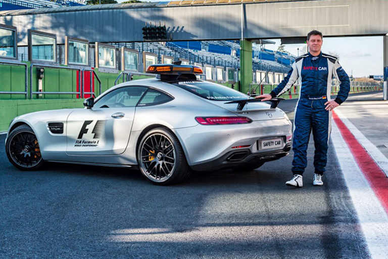 Bernd Mayländer vor dem AMG GT S