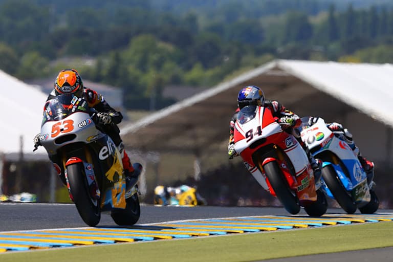 Leader Tito Rabat brachte sich mit einem Fehler in Kurve 4 selbst um den zweiten Platz