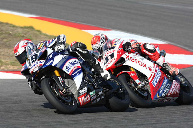 Die Duelle Ben Spies gegen Noriyuki Haga fahren immer fair 