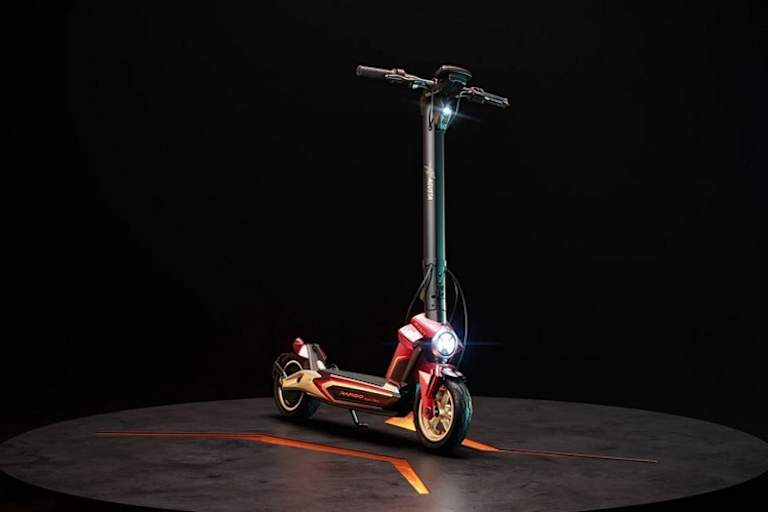 MV Agusta Rapido Serie Oro: Magnesiumrahmen, Scheibenbremsen, bürstenloser Elektromotor mit 500 W