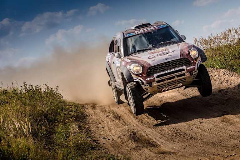 Nasser Al-Attiyah greift nach dem Cup-Sieg