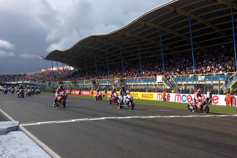 Volles Haus am TT Circuit van Drenthe in Assen