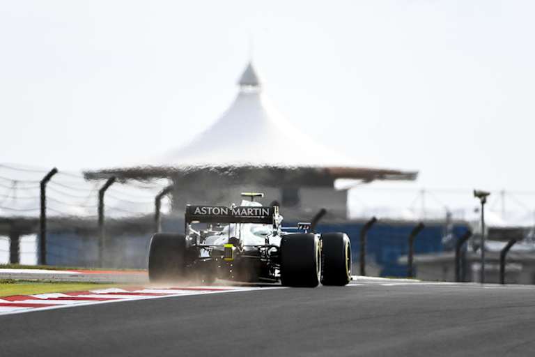 Vettel im freien Training mit seinem Aston Martin