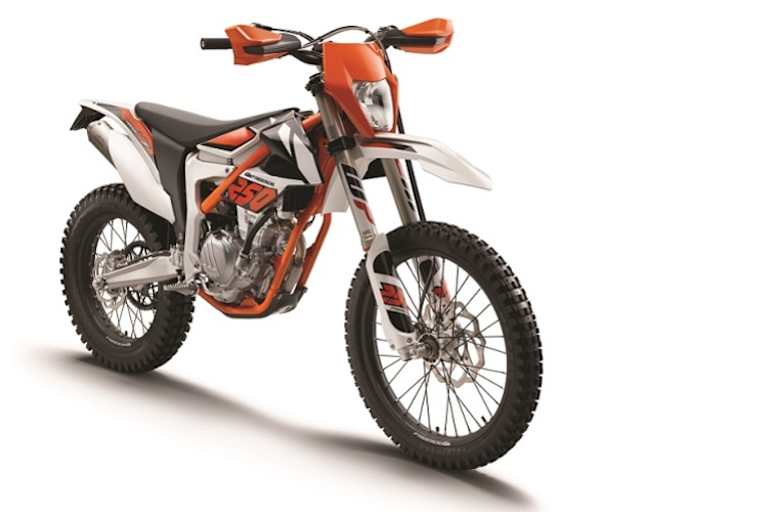 Elegant dank neuem Bodywork und neuer Lampenmaske