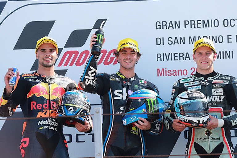 Francesco Bagnaia (Mitte) siegte vor Miguel Oliveira und Marcel Schrötter