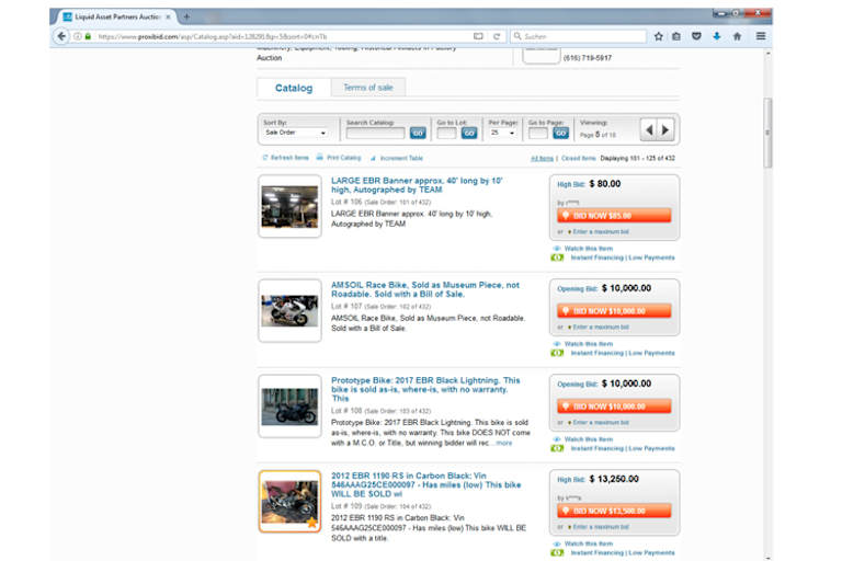 Auch mehrere Motorräder finden sich auf der Liste der Online-Auktion 