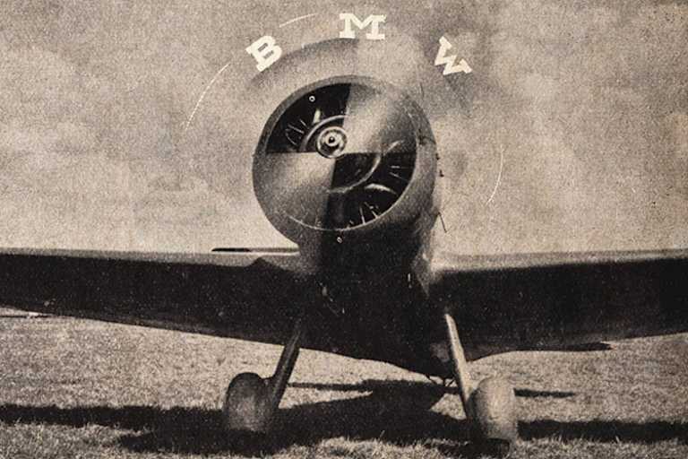 Immer wieder stellte BMW sein Logo in einem Propeller dar
