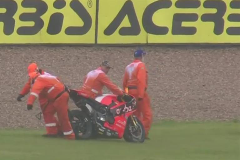 Nach Jerez und Misano stürzte Bautista in Donington zum dritten Mal
