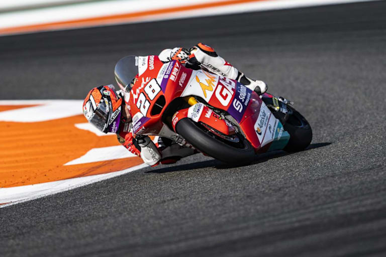 Als Moto3-Weltmeister in die Moto2: Izan Guevara