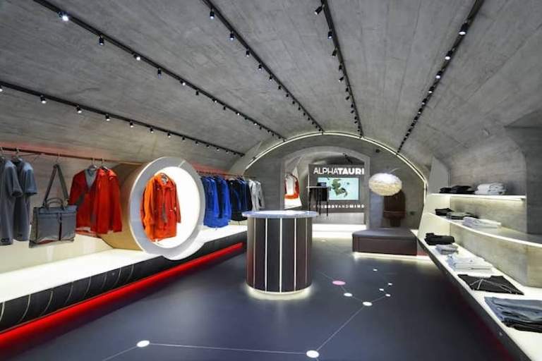 Blick in einen Shop von AlphaTauri