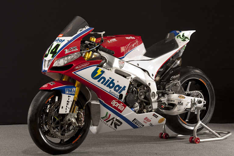 Aprilia liefert Kundenteams hervorragendes Material