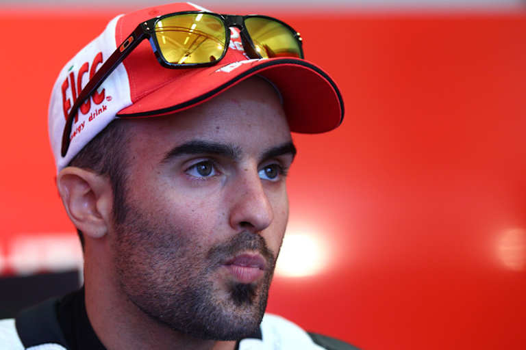 Der Spanische Superbike-Meister Javier Fores