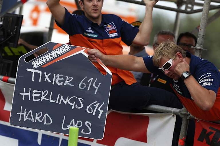 Der Moment des Punktegleichstands, zu diesem Zeitpunkt wäre Herlings noch weltmeister gewese