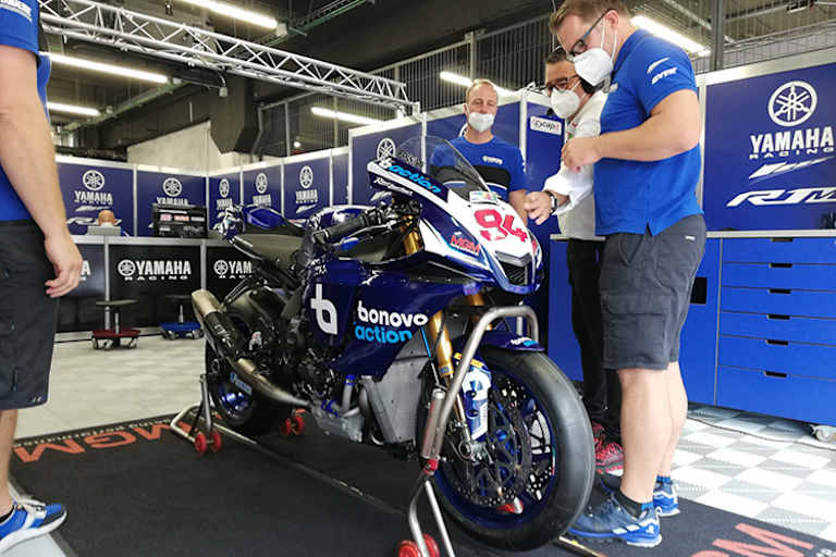 Die Yamaha R1 von Jonas Folger