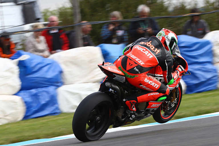 Davide Giugliano gibt auf seiner Ducati immer alles