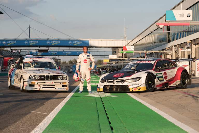 Glock zwischen dem BMW M3 E30 und dem M4 DTM