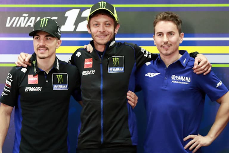 Das Yamaha-Trio Maverick Viñales, Valentino Rossi und Jorge Lorenzo (v.l.)
