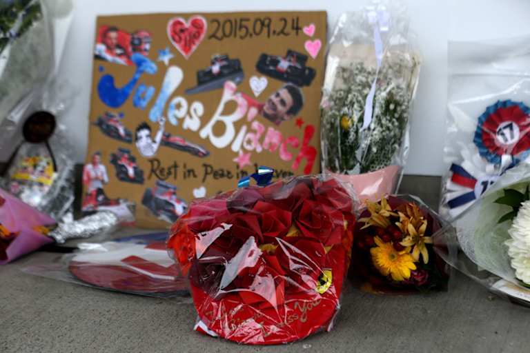 Hinter der Box von Manor-Marussia