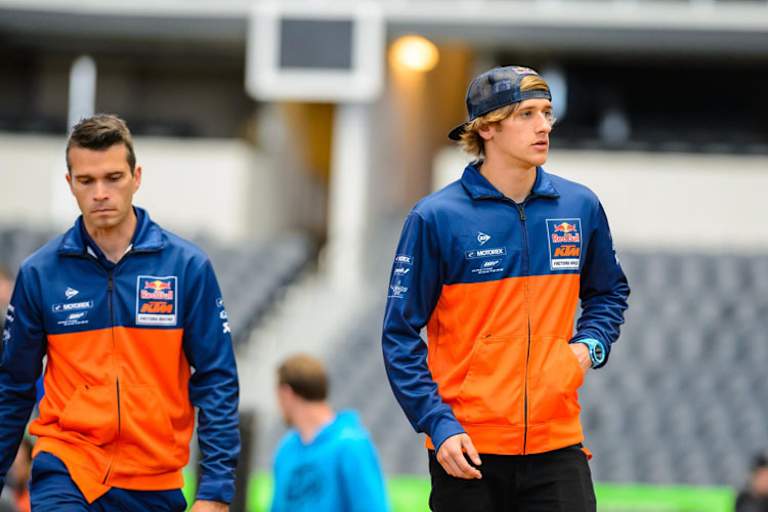 Ken Roczen bei der Streckenbesichtigung