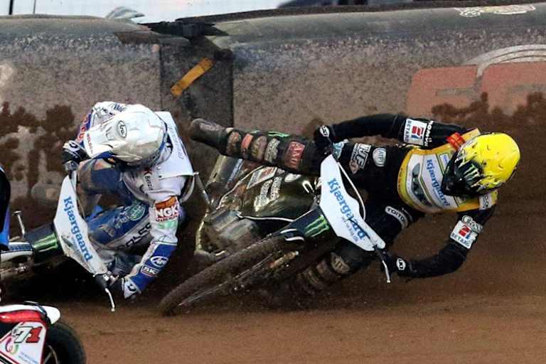 Nicki Pedersen stürzte im Finale, Tai Woffinden musste umlegen