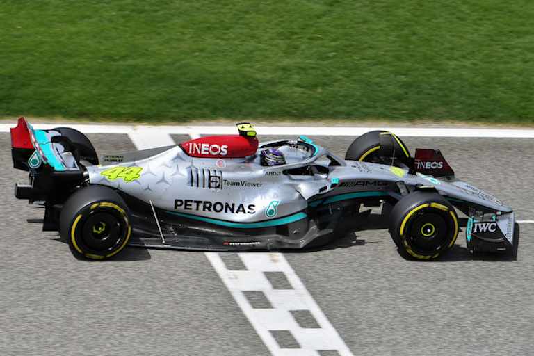 Hamilton im Silberpfeil