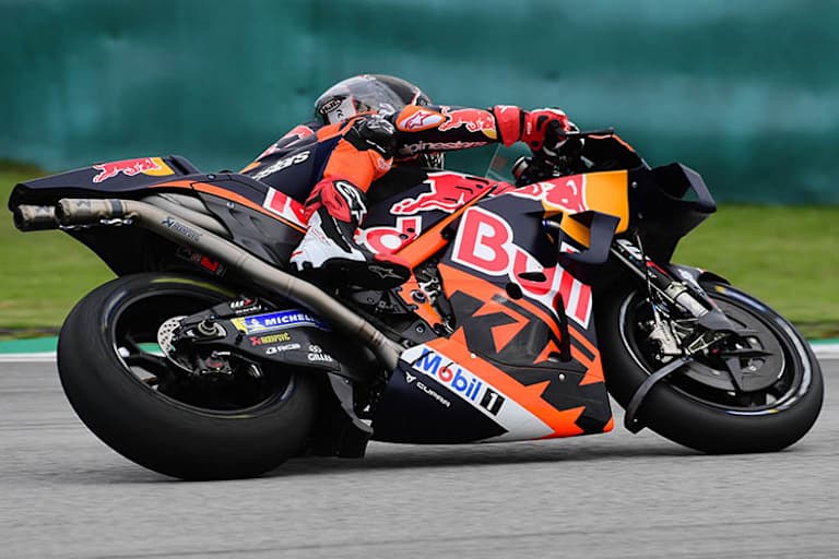 MotoGP-Test in Sepang: Jonas Folger bereitet dioe Wetks-KTM für Binder und Miller vor 