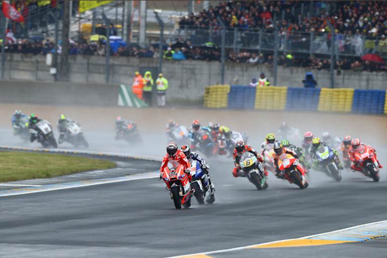 2013: Andrea Dovizioso führte kurz, Pedrosa siegte