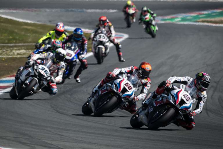 In Assen: Scott Redding vor Michael van der Mark