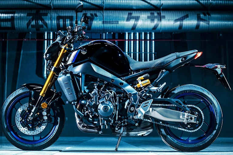 Wer ein hochwertiges Fahrwerk zu schätzen weiss, odert anstelle der Basisversion die Yamaha MT-09 SP 