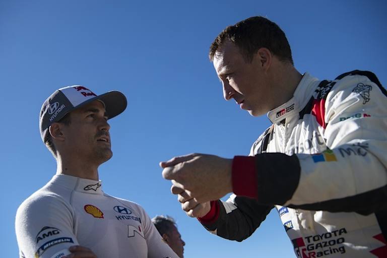 Kris Meeke (re.) war der Sieger 2016