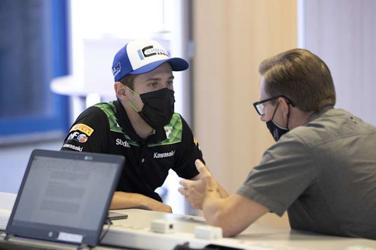 Philipp Öttl (li.) mit Speedweek-Redakteur Ivo Schützbach