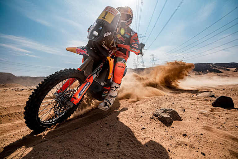 Der zweifache Dakar-Sieger Toby Price beim Training nach Neujahr in Saudi-Arabien