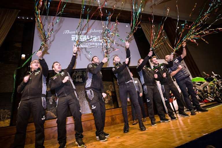 Neben Rea war auch sein SBK-Team in Tokyo