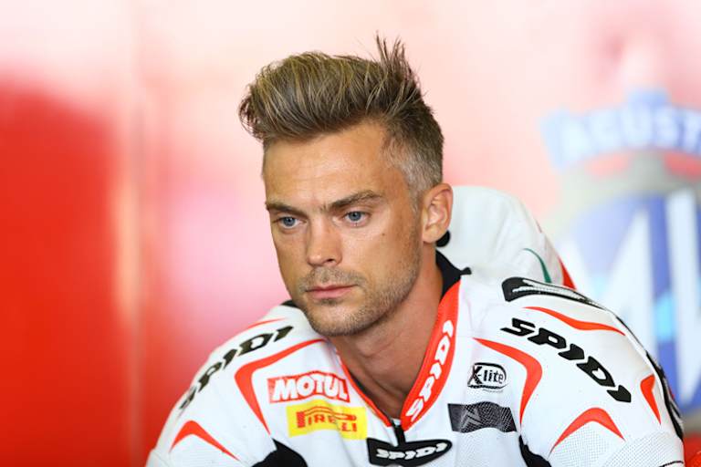 Leon Camier steht bei Red Bull Honda oben auf der Wunschliste