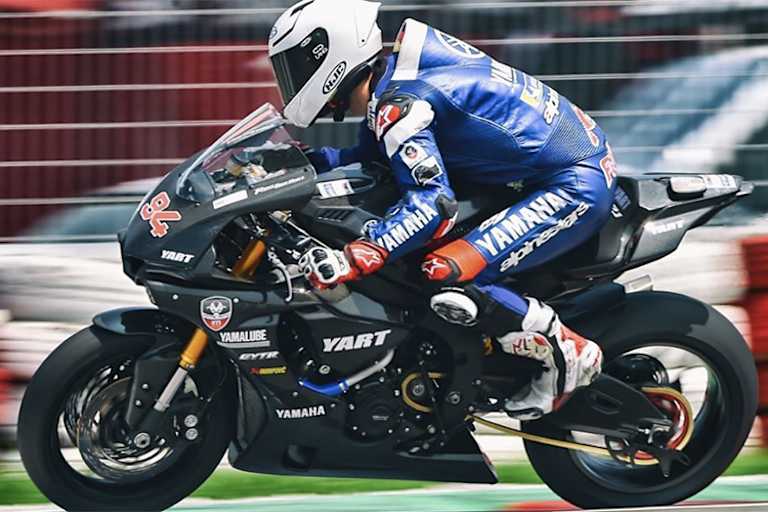 Jonas Folger auf einer Yamaha von YART