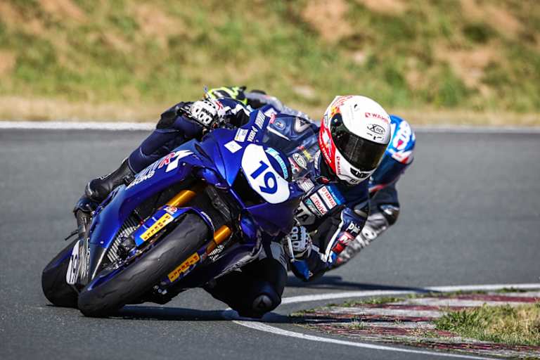 Auf der Titeljagd auf einer mvr-Yamaha