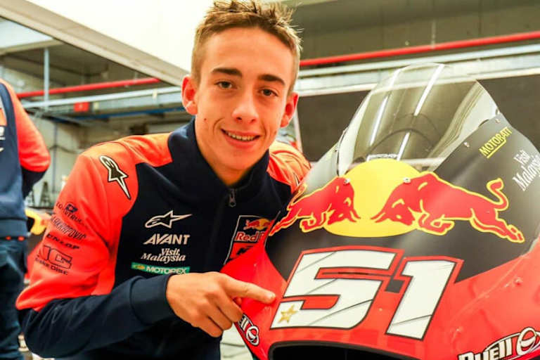 Pedro Acosta mit seiner neuen Startnummer 51