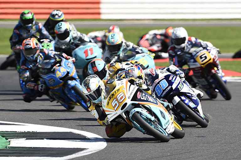 Guevara kämpfte in Silverstone in der riesigen Führungsgruppe