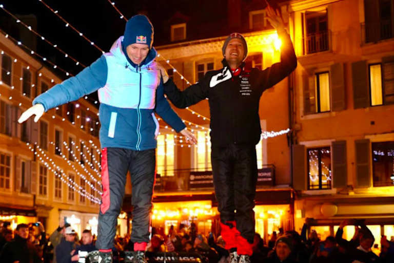 Die Rallye-Weltmeister Sebastien Ogier/Vincent Landais und begeisterte Fans