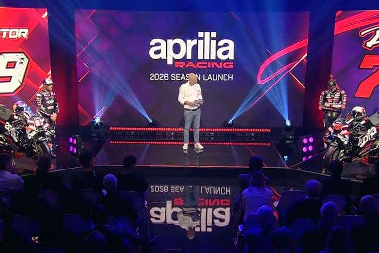 Jorge Martin und Marco Bezzecchi enthüllten in Mailand die Aprilia RS-GP26